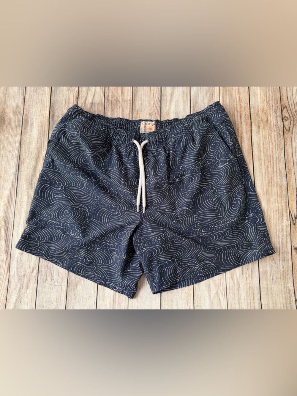J.Crew Flex Swimwear Men’s Large Navy Wave Print Swim Trunks